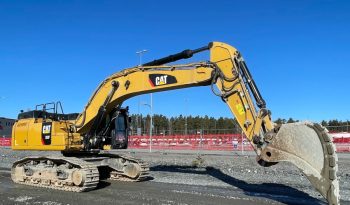 CAT 352F pieno