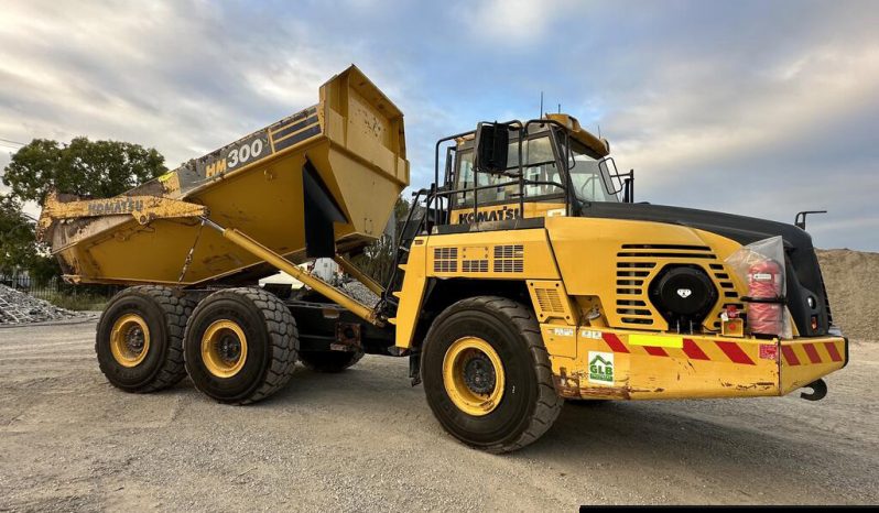 KOMATSU HM300-5 pieno