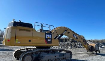 CAT 352F pieno