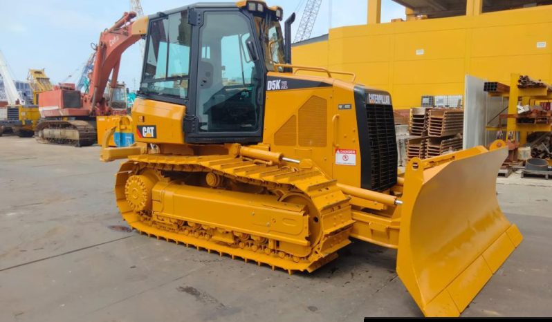 Caterpillar D5K Bulldozer pieno