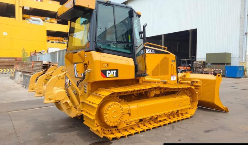 Caterpillar D5K Bulldozer pieno