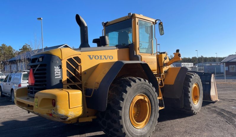 Volvo L120E pieno