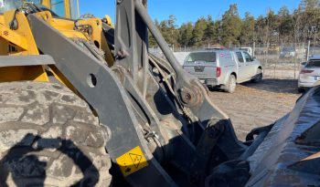 Volvo L120E pieno