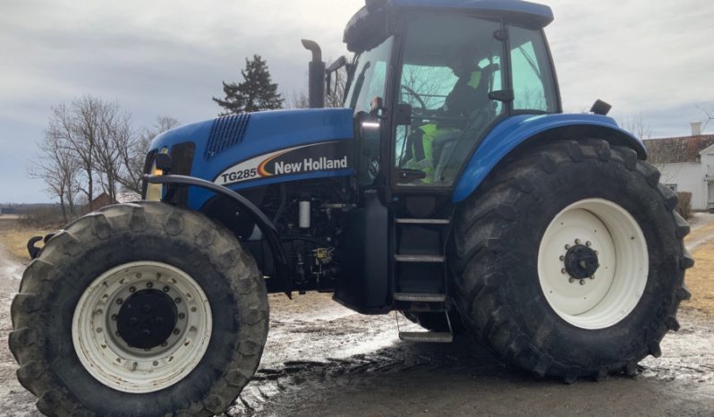 New Holland TG285 pieno