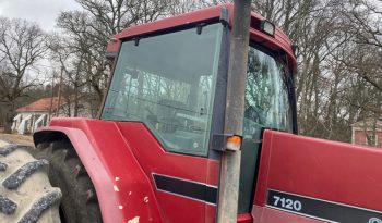 Case IH 7120 MFD pieno